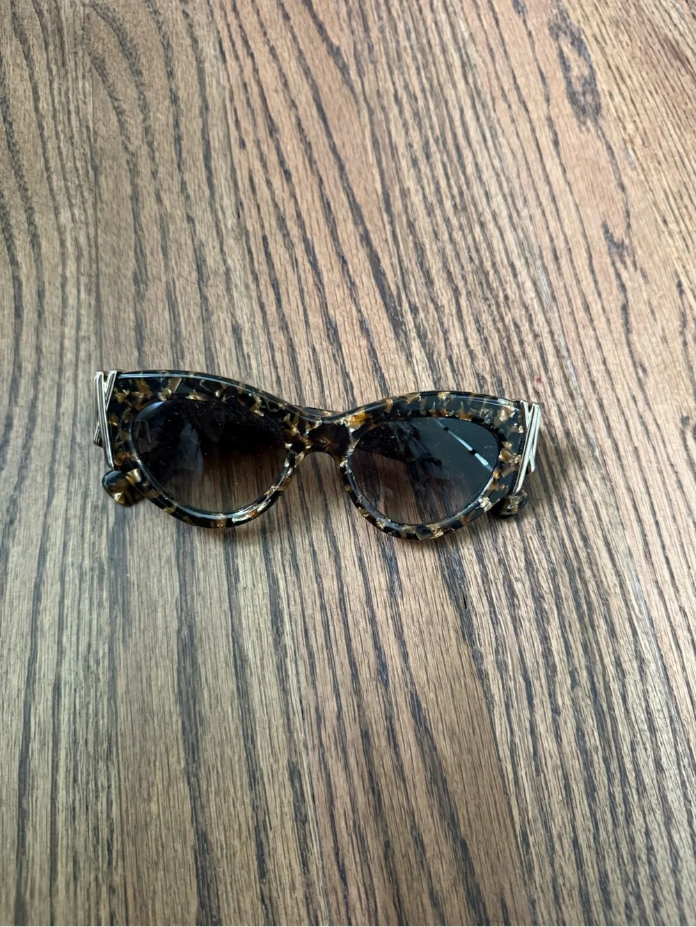 Lanvin tortoiseshell cat